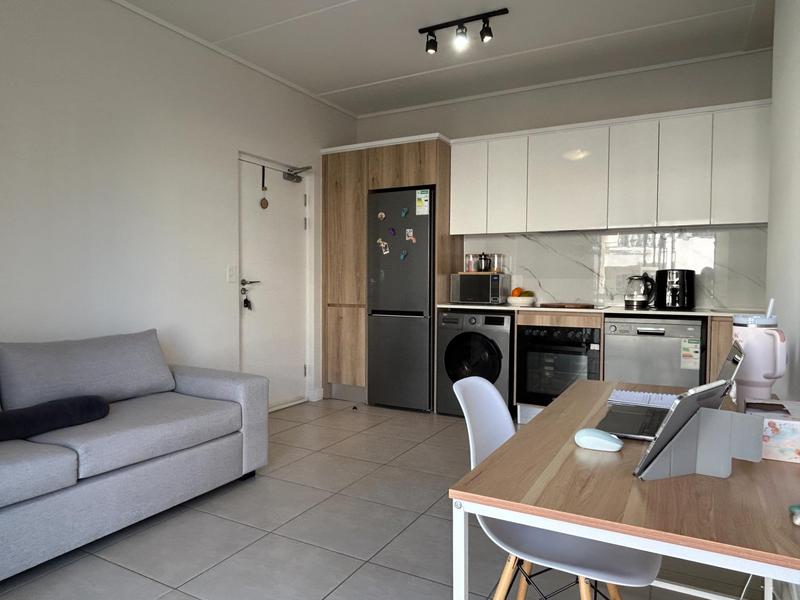 1 Bedroom Property for Sale in Sandown Western Cape
